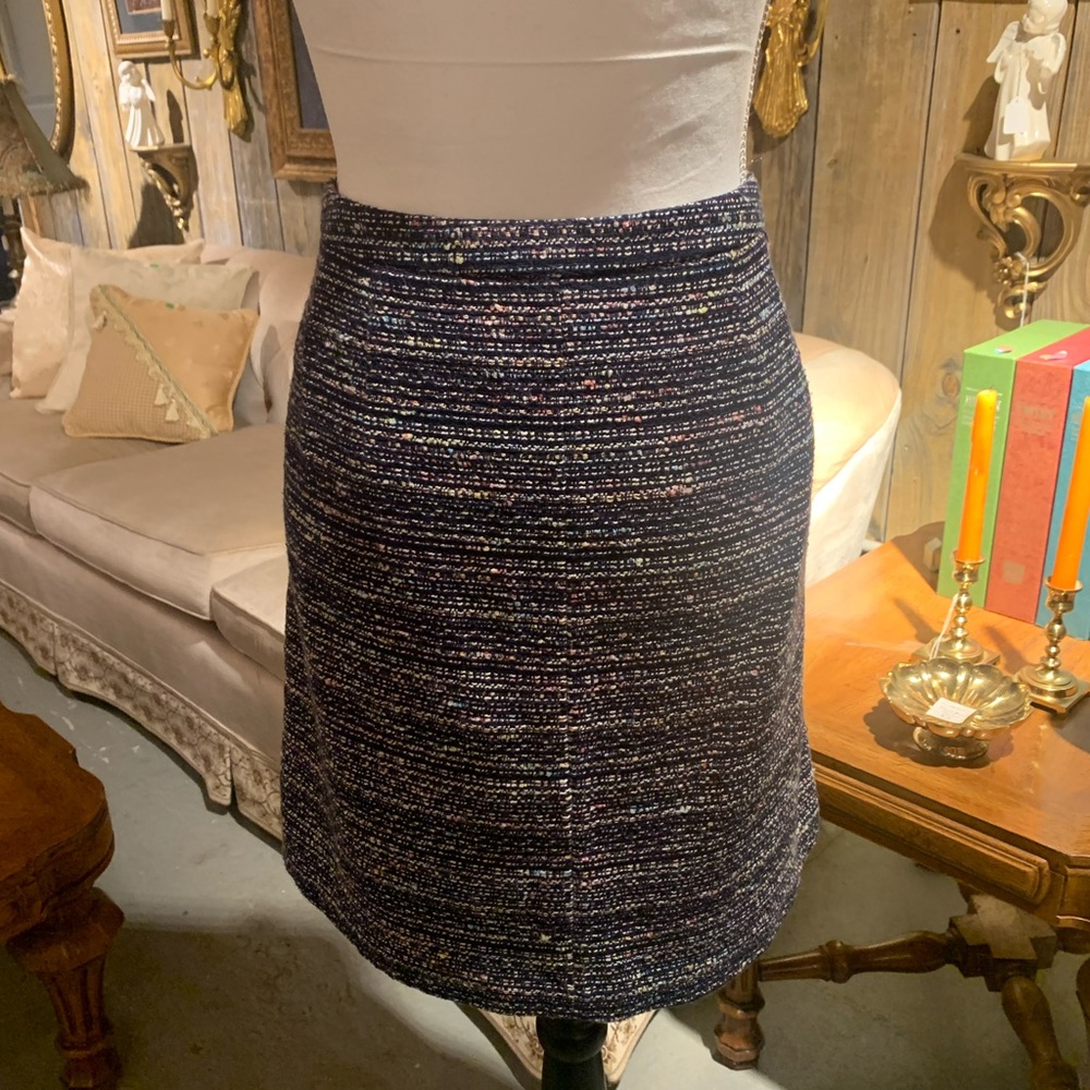 Loft multi colored size 12 lined skirt that pairs with any color